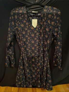 Universal Thread Navy Blue Floral Long-Sleeve Tie-Waist Dress